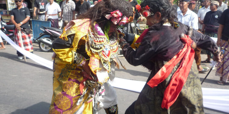 Tari Baris Bedog Buleleng sebagai Warisan Budaya Takbenda Indonesia