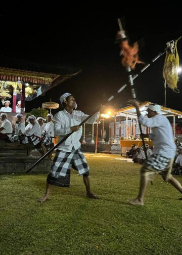 Ritus Maplengkungan dan Semburat Kenangan