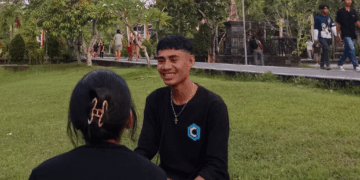 Vinsensius Domi Pondeng, Dulu Anak Pemalu Kini Menjadi Pemimpin Muda Inspiratif