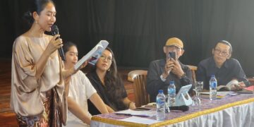 Bedah 3 Buku Prof. Dibia: Kemurnian Tutur yang Ada dalam Diri Seniman