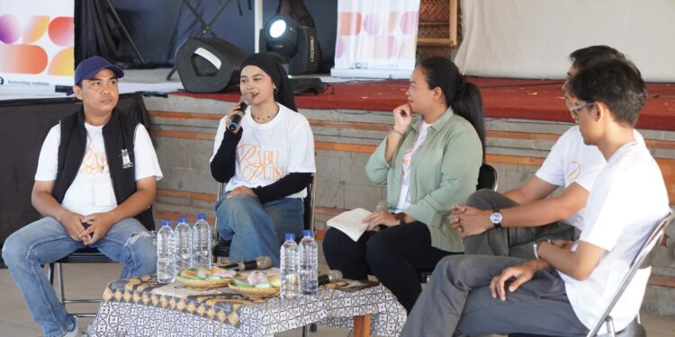 Fase Menyair; dari Puisi Jelek ke Puisi Bagus—Menangkap Inspirasi Penyair Muda di Rabu Puisi Komunitas Mahima