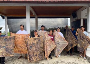 Warna Daun, Jiwa Subak: ISI Bali Bawa Napas Baru untuk Jatiluwih lewat Botanical Print