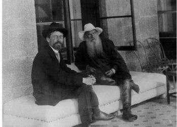 Tolstoy dan Chekhov: Ketika Keagungan Menyapa Kelembutan