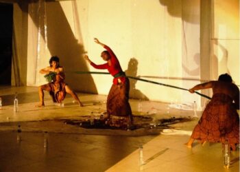 Denpasar : Tubuh Kota yang ‘Dipaksa’  Berlari