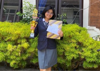 Putu Bela Inggrid Cahyanti, Juara 1 Lomba Menulis ‘Feature’ : Awalnya Tak Suka Baca, Kini Ketagihan Menulis