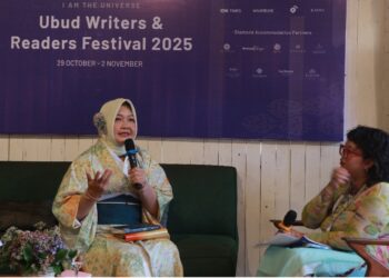 Yudiati Kuniko Menyembuhkan Luka lewat ‘Hana: Jangan Biarkan Mereka Lihat Lukamu’ –Dari Sesi Peluncuran Buku di UWRF 2025