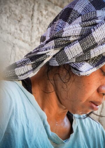 Singgah Sejenak di Desa Julah: Belajar dari Ketut Resiani dan Komang Artayasa  