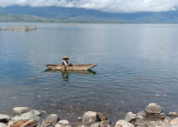 Alek Nagari: Mangirai di Tapian — Perempuan, Nelayan dan Danau Singkarak
