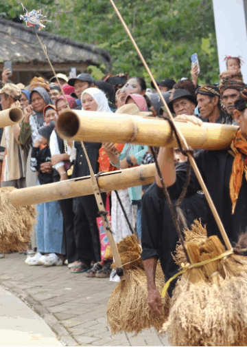 Seren Taun Kasepuhan Cisungsang: Harmoni Tradisi, Alam, dan Kemanusiaan