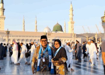 Jejak Spiritual Melintasi Langit dan Padang Pasir: Catatan Umrah [1]