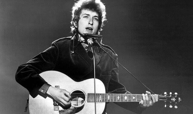 Knockin’ on Heaven’s Door: Bayangan Abadi di Ambang Kefanaan