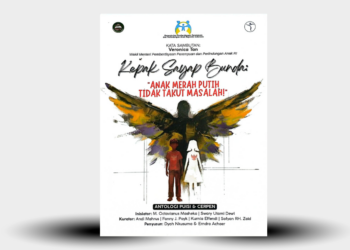 Mengepak di Tengah Badai 