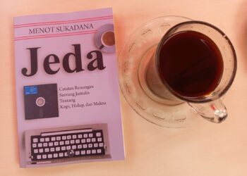 Jeda di Secangkir Kopi