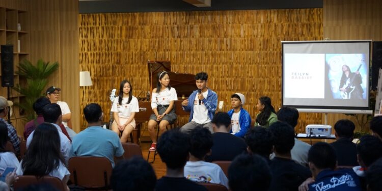 Lima Remaja, Satu Cerita: It’s Stellar Memulai Langkah Lewat ‘Berdansa dalam Cerita’