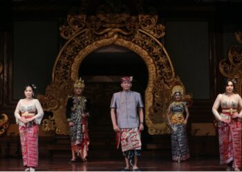 Sawitri, Aditya, dan Trianjani Sajikan “Ratna Mukha”, Tafsir Jiwa dalam Tata Rias Pengantin Bali ─Dari Gelar Karya Kreativitas Mahasiswa UPMI Bali 2026