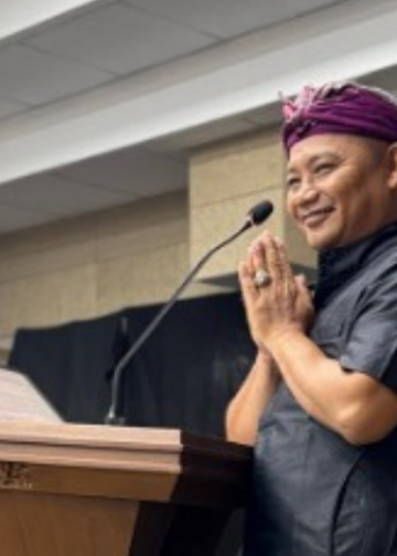 Ujian Terbuka Disertasi Cokorda Alit Artawan: Kosmologi Topeng Singapadu Menemui Ruang Baru dalam Narasi Visual Digital