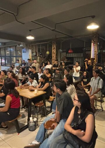 Nuit de la Poésie: Ketika Puisi Masih Bernapas di Tengah Deru Zaman