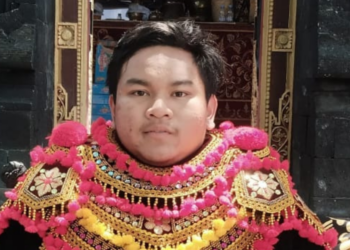 Kevin dan Panggung yang Ia Tafsir —Dari SMAN 1 Kuta Selatan, Lahir Dalang Muda Berbakat