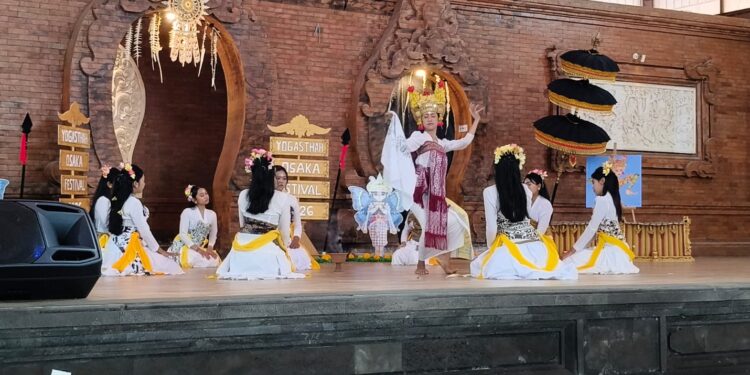 ‘Sanghyang Dedari Tunjung Biru Prabawan Dewi Saraswati’ di SMAN 1 Kuta Selatan —Dari Ide Tengah Malam hingga Panggung Bulan Bahasa Bali