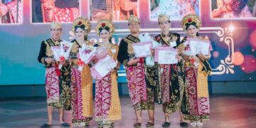 Rintik Hujan di Living World Denpasar Saksi Lahirnya Duta GenRe UNHI 2026