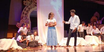 ‘Tresnané Lebur Ajur Satondén Kembang’, Novel Lama yang Digarap dengan Nuansa Baru dalam Drama Bali Modern Teater Jungut Sari