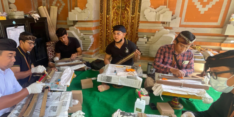 179 Cakep Lontar Terawat dengan Baik di Gria Ida Pedanda Gede Made Gunung