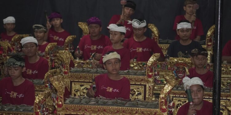 Sanggar Suara Mustika, Buleleng: Dari Gong Warisan Kakek Menuju Pesta Kesenian Bali