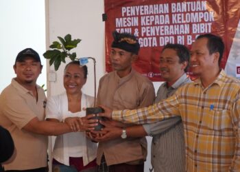 Ni Luh Djelantik dan Ribuan Bibit Pohon: Dari Rumah Aspirasi ke Hutan Desa