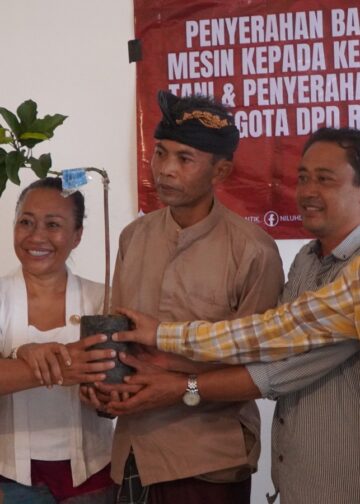 Ni Luh Djelantik dan Ribuan Bibit Pohon: Dari Rumah Aspirasi ke Hutan Desa