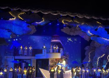 Musikal ‘Perahu Kertas’ Dee Lestari: Pertunjukan Bagi Mereka yang Rindu Pada Diri Sendiri