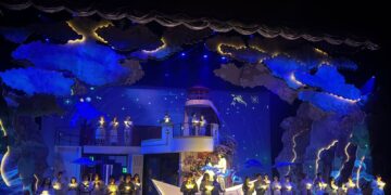 Musikal ‘Perahu Kertas’ Dee Lestari: Pertunjukan Bagi Mereka yang Rindu Pada Diri Sendiri