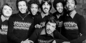 ‘All I Am’: Balada yang Lahir dari Kursi Roda