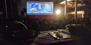 Refleksi Pendidikan dalam Bioskop India Jalan-Jalan di Karangasem