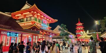 Berwisata ke Park Shanghai Surabaya