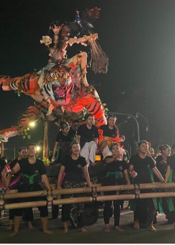 Kisah Perjalanan Mendebarkan Menjemput Kekasih dari Sukawati ke Kota Gianyar untuk Menonton Ogoh-ogoh pada Malam Pengrupukan di Taman Kota Gianyar