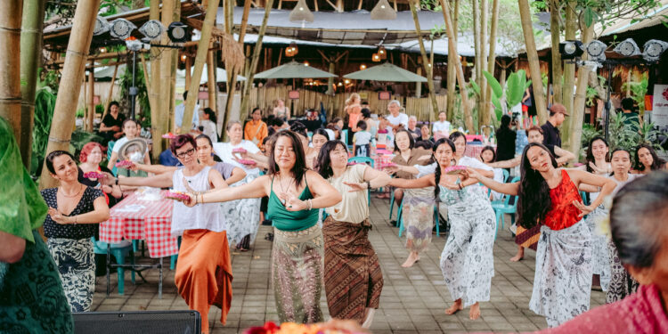 Ubud Artisan Market dalam Kehangatan Paskah, Rayakan Kreativitas, Komunitas, dan Akhir Pekan di Ubud