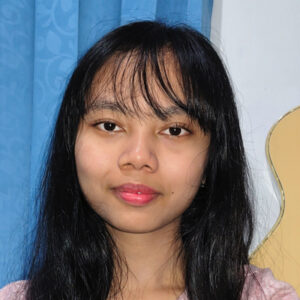 Laurensia Junita Della