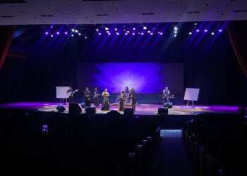 Ketika Musik, Lukisan, dan Kesadaran Bertemu dalam Nyanyian Dharma