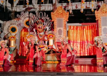 Ketika ‘Legong Kembang Ura’ Menyapa Guwang untuk Pertama Kalinya