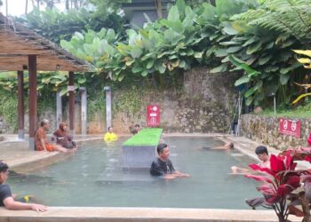 Ke Pacet Mereka Kembali