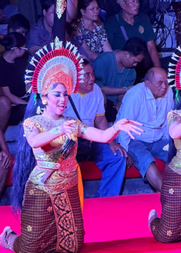 Tembang Propaganda dan Atraksi Silat yang Memberi Warna pada Liuk Janger Kerobokan di Pesta Kesenian Bali 2026 —Sebuah Catatan
