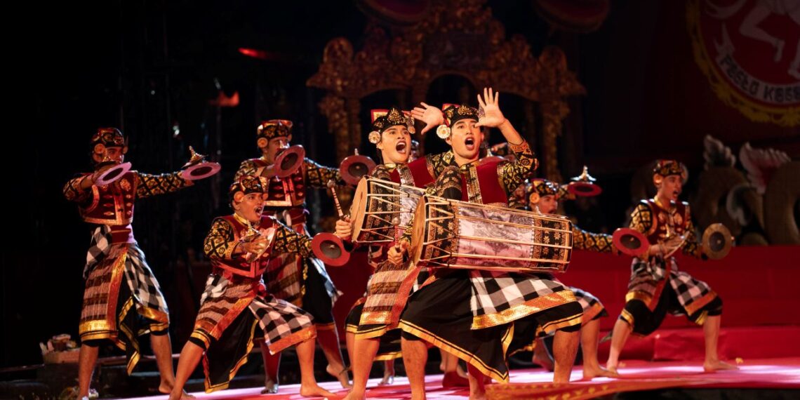 Praticaya, Ketika Sang Dasamuka Berbalik Menatap Kita  —Catatan Baleganjur Duta Karangasem di Pesta Kesenian Bali 2026