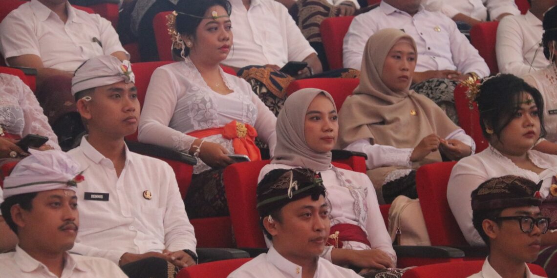 Lantik 123 PNS Formasi 2024, Bupati Sutjidra: Junjung Tinggi Nilai BerAKHLAKdan Pelayan Terbaik bagi Masyarakat Buleleng