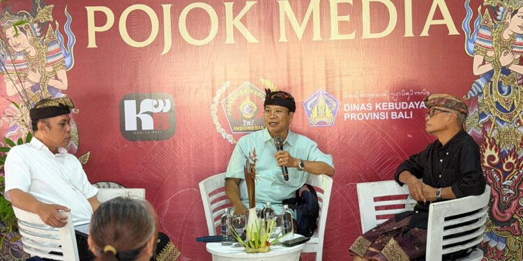 Menjernihkan Informasi dan Mendokumentasikan Pesta Kesenian Bali Lewat Jurnalisme