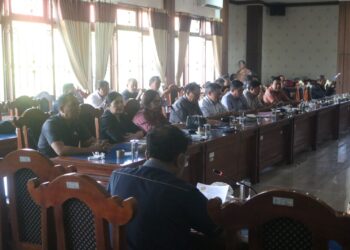 Rapat Bersama TAPD, Banggar DPRD Buleleng Bahas Ranperda Pertanggungjawaban APBD 2025 dan Penyehatan BUMD 