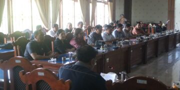 Rapat Bersama TAPD, Banggar DPRD Buleleng Bahas Ranperda Pertanggungjawaban APBD 2025 dan Penyehatan BUMD 