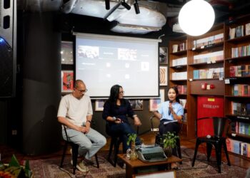 The Darling Literary Collective: Membangun Jalan Baru bagi Sastra Indonesia