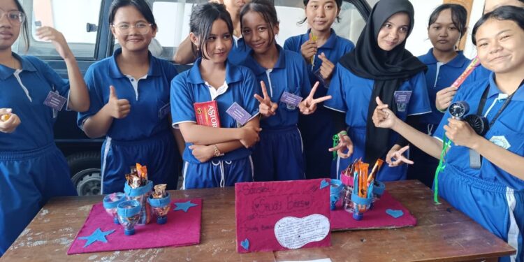 Ketika Barang Bekas Menjelma Produk Bernilai Guna di Pameran Kreativitas Ignite Fest Kesbam 2026