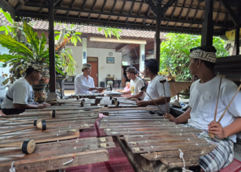 Setelah Lebih dari Lima Dekade Terdiam, Gambang Kapal Kembali Berbunyi