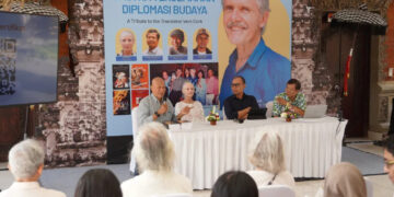 Sastra Terjemahan sebagai Diplomasi Budaya: Mengenang Peran Vern Cork sebagai Penerjemah Sastra Indonesia dari Australia